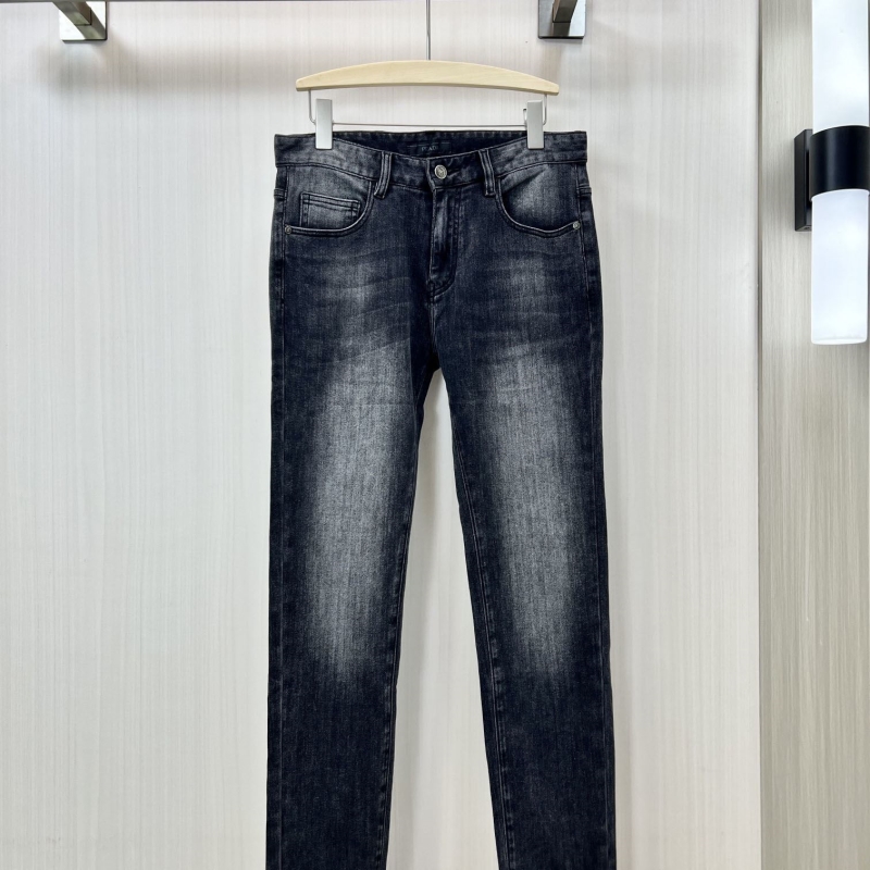 Pra*a jeans